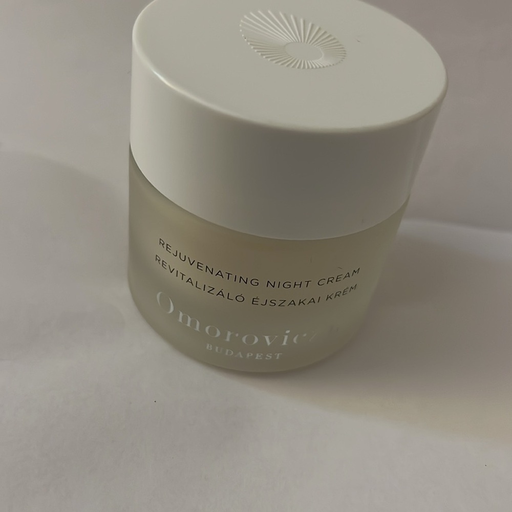 NWOB Omorovicza  Budapest Rejuvenating Night Crème